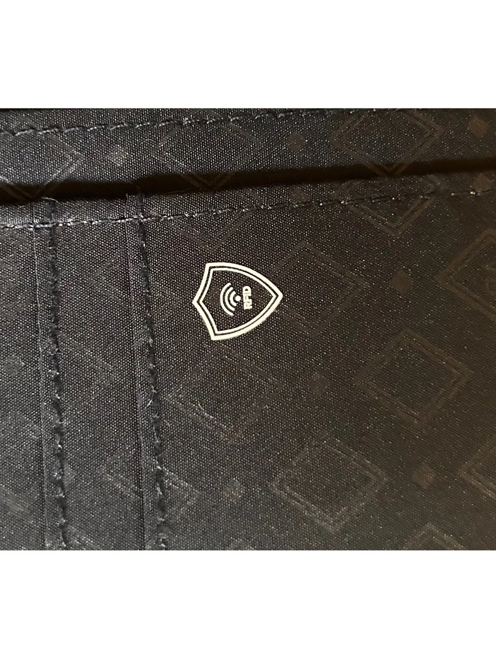 Vera Bradley Quilted RFID All-in-One Crossbody Wallet Purse
